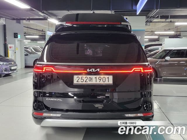Kia Carnival 2021 — Photo 20/20