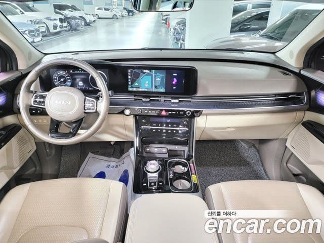 Kia Carnival 2021 — Photo 14/20