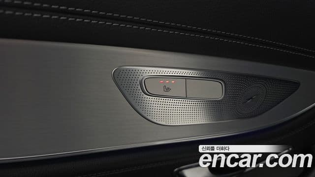 Mercedes-Benz CLS-Class 2019 — Photo 18/20