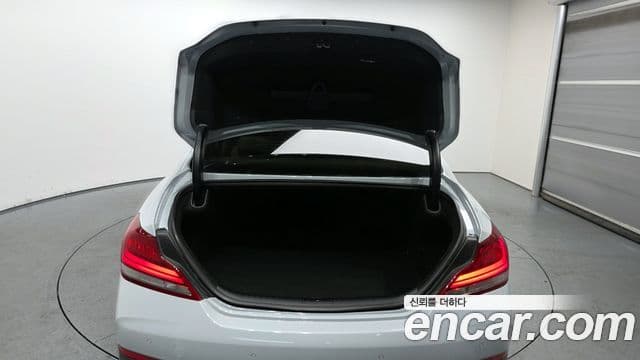 Genesis G70 2018 — Şəkil 20/20