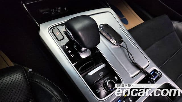 Kia Stinger 2019 — Şəkil 9/20