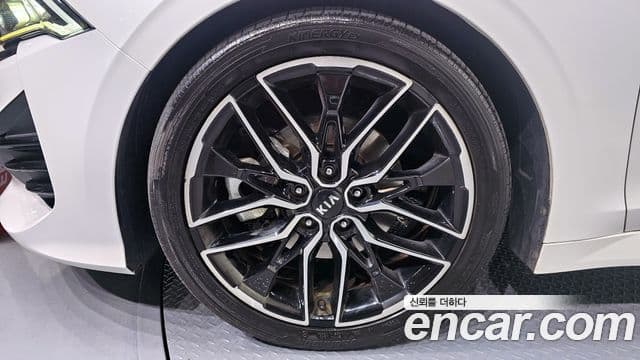 Kia K5 2020 — Photo 7/20