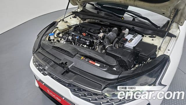 Kia K5 2020 — Photo 1/20