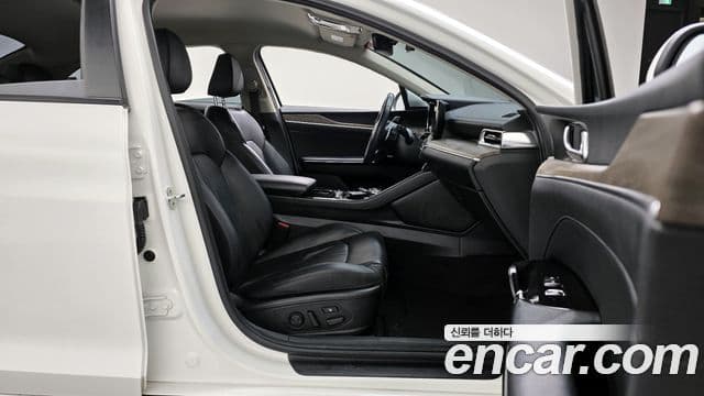 Kia K5 2020 — Photo 17/20