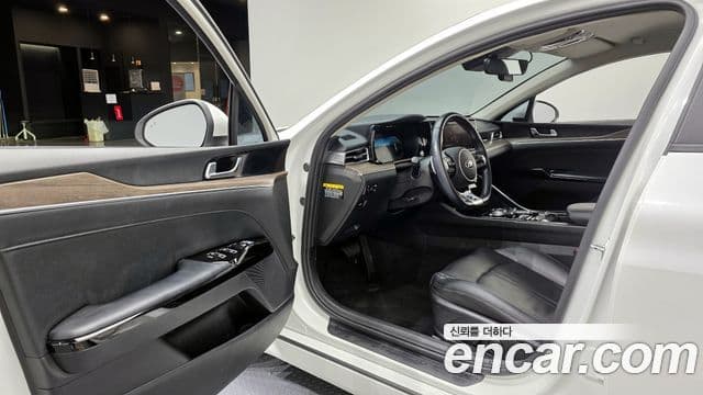 Kia K5 2020 — Photo 6/20