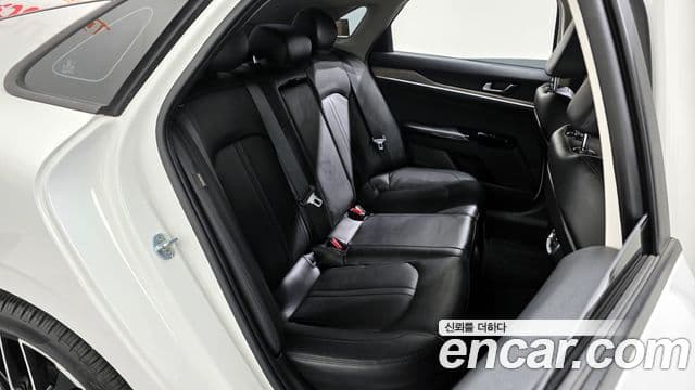 Kia K5 2020 — Photo 19/20