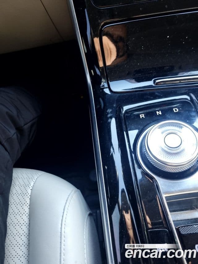 Kia Carnival 2021 — Şəkil 8/19