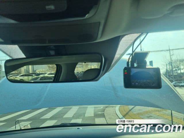 Kia Carnival 2021 — Şəkil 12/19
