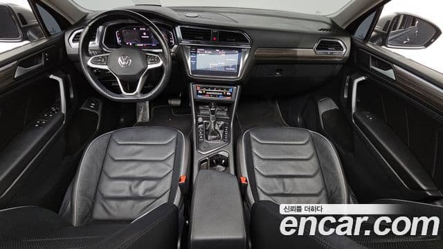 Volkswagen Tiguan Allspace 2023 — ფოტო 7/20