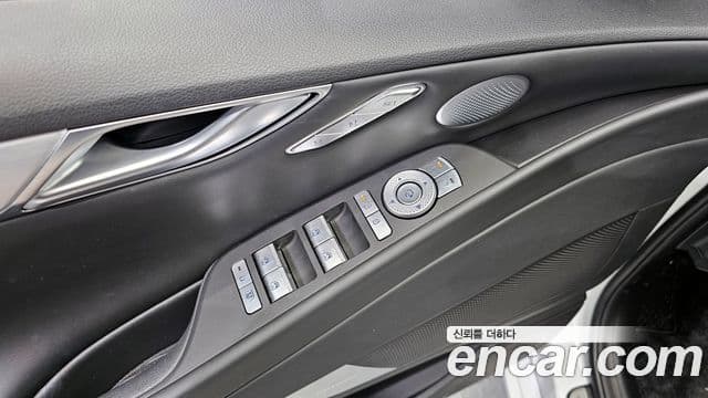 Genesis G80 2025 — ფოტო 14/20