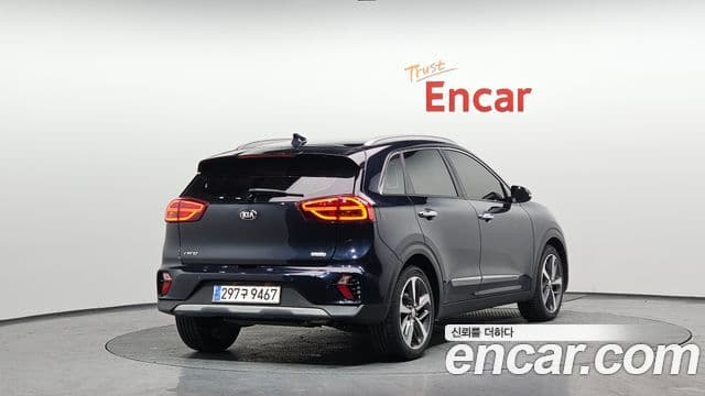 Kia Niro 2020 — ფოტო 12/20