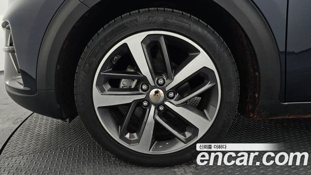 Kia Niro 2020 — ფოტო 20/20