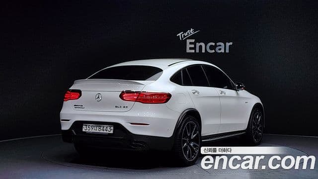 Mercedes-Benz GLC-Class 2019 — ფოტო 2/20