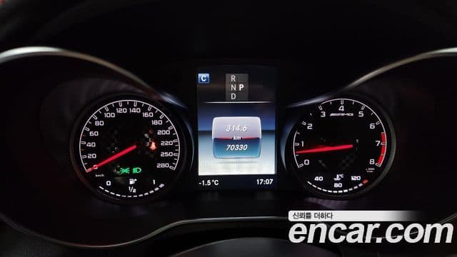 Mercedes-Benz GLC-Class 2019 — ფოტო 8/20