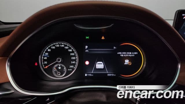 Genesis Electrified G80 2023 — ფოტო 8/20