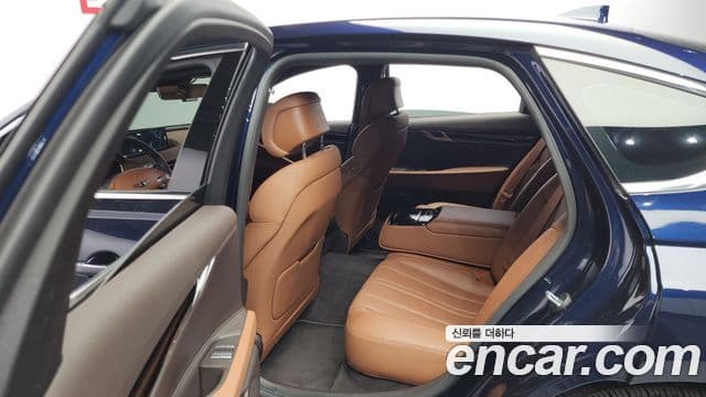 Genesis Electrified G80 2023 — ფოტო 12/20