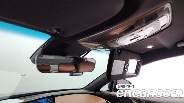 Genesis Electrified G80 2023 — ფოტო 18/20
