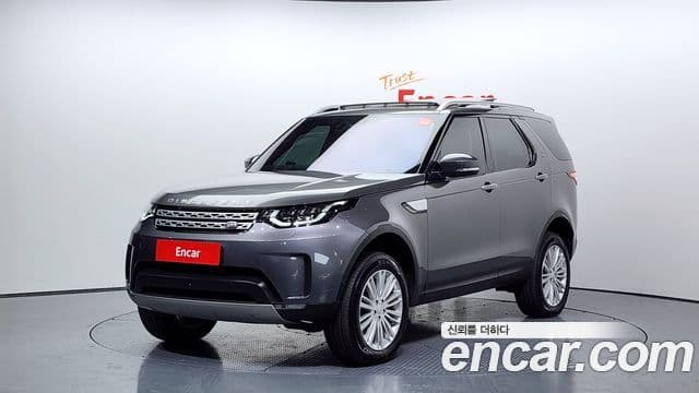 Land Rover Discovery 5 2019 — Photo 1/20
