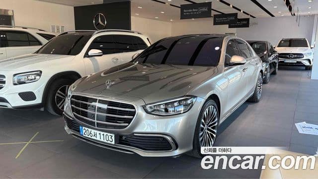 Mercedes-Benz S-Class 2021 — Фото 1/8