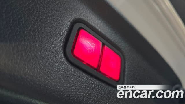 Mercedes-Benz S-Class 2022 — Photo 13/20