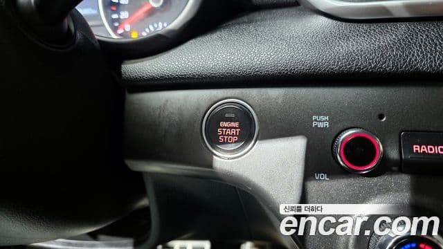 Kia Sportage The Bold 2019 — Şəkil 17/20