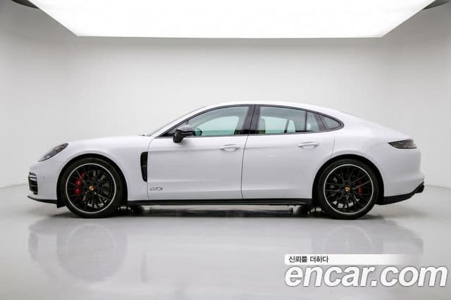 Porsche Panamera 2022 — Şəkil 20/20