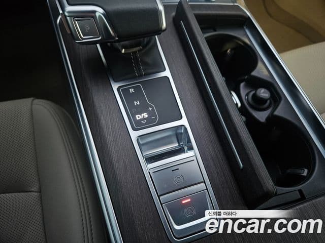 Audi A6 2023 — Photo 8/20