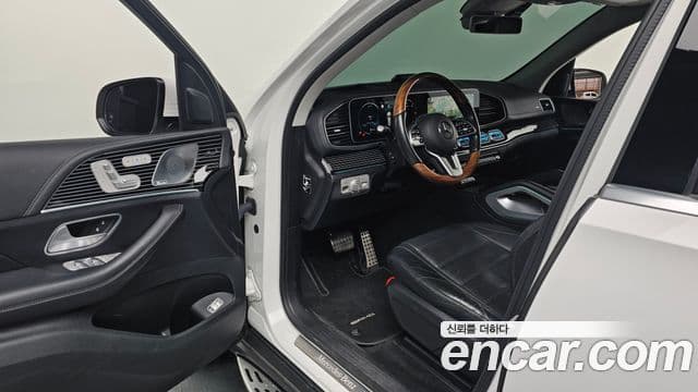 Mercedes-Benz GLS-Class 2020 — Şəkil 9/20