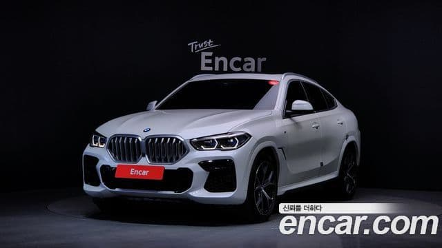 BMW X6 2023 — Фото 1/20
