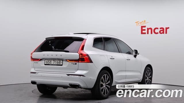 Volvo XC60 2018 — Şəkil 2/20