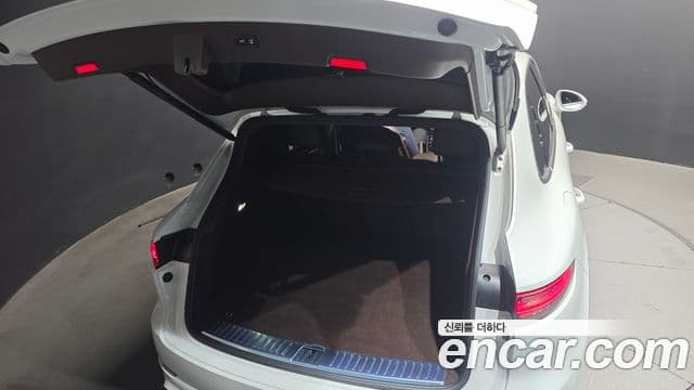 Porsche Cayenne 2021 — Şəkil 20/20