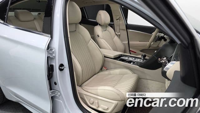 Genesis G70 2021 — Şəkil 7/20