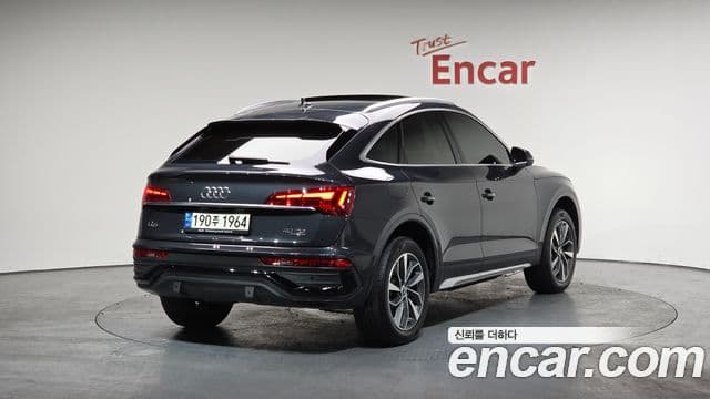 Audi Q5 2021 — Photo 13/20