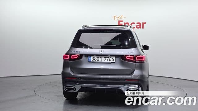 Mercedes-Benz GLB-Class 2022 — Şəkil 4/20