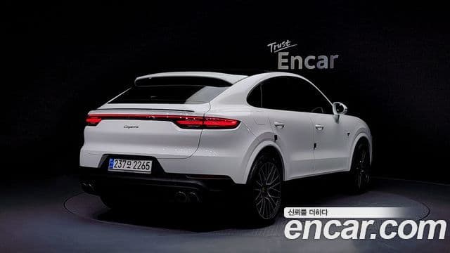 Porsche Cayenne 2023 — Şəkil 1/20