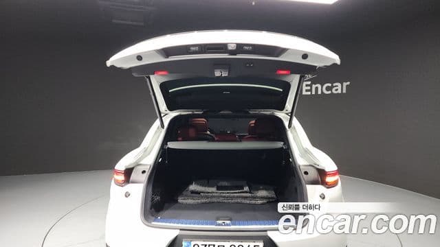Porsche Cayenne 2023 — Şəkil 18/20