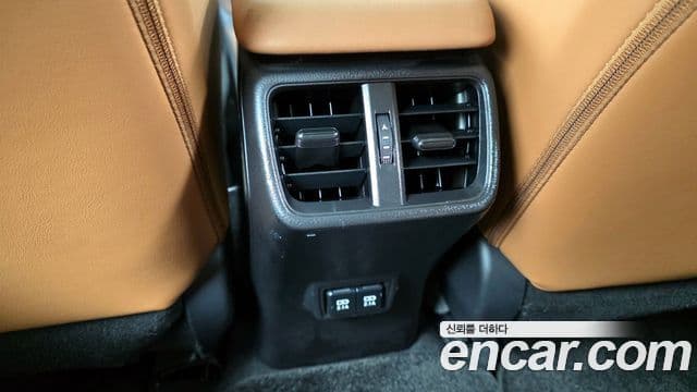 Lexus UX250h 2020 — Şəkil 15/20
