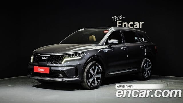 Kia Sorento 2021 — Фото 1/20