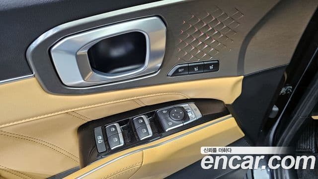 Kia Sorento 2021 — Фото 14/20