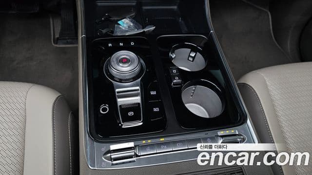 Kia Carnival 2024 — ფოტო 9/20