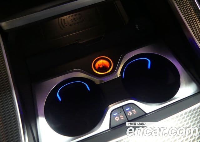 BMW X5 2020 — Photo 19/20
