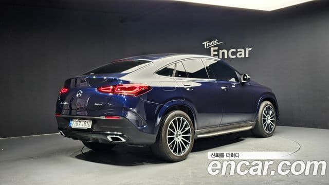 Mercedes-Benz GLE-Class 2022 — ფოტო 2/20