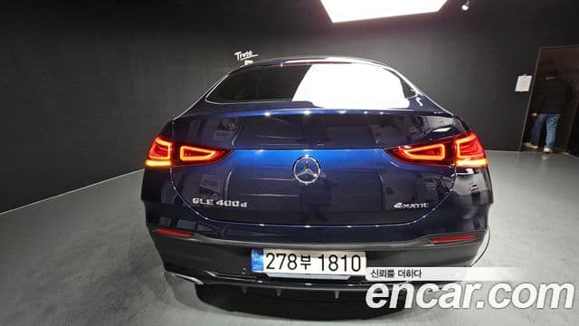 Mercedes-Benz GLE-Class 2022 — ფოტო 4/20