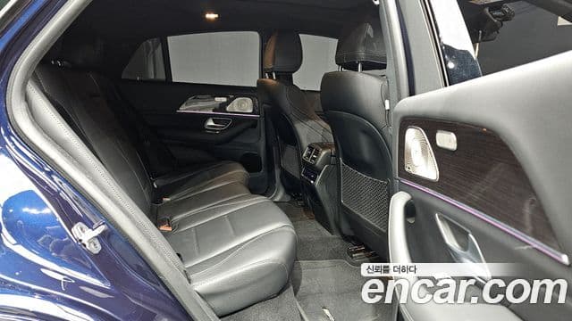 Mercedes-Benz GLE-Class 2022 — ფოტო 11/20