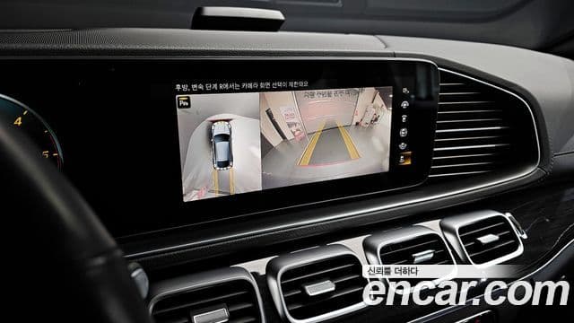 Mercedes-Benz GLE-Class 2022 — ფოტო 16/20
