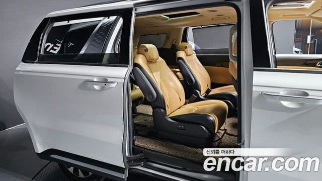 Kia Carnival 2020 — Şəkil 12/20