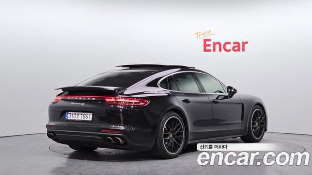 Porsche Panamera 2018 — Şəkil 15/20