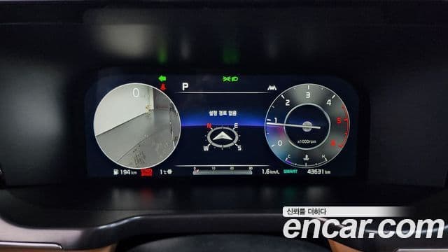 Kia Sorento 2021 — Фото 8/20