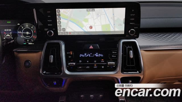 Kia Sorento 2021 — Фото 15/20