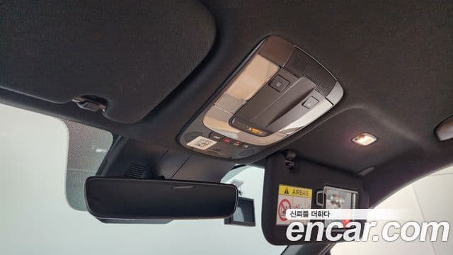 Kia Sorento 2021 — Фото 17/20